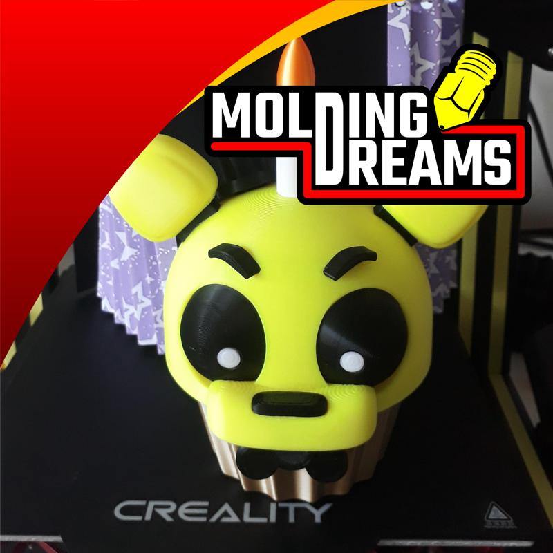 FIVE NIGHTS AT FREDDY'S PIGGY BANK FOXY AND GOLDEN FREDDY CUPCAKE