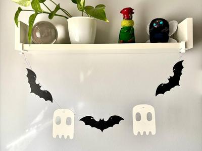 Halloween Garland | Ghosts & Bats 