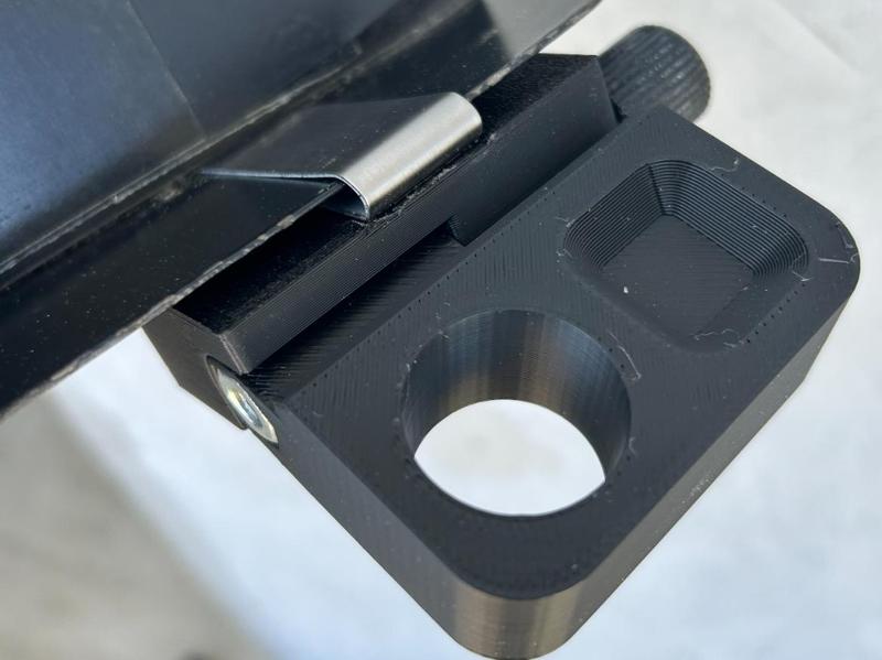 Pivoting Communion Holder for Music Stands