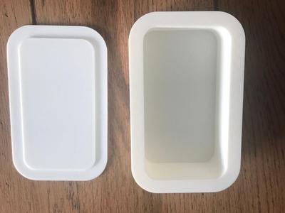 Box with lid