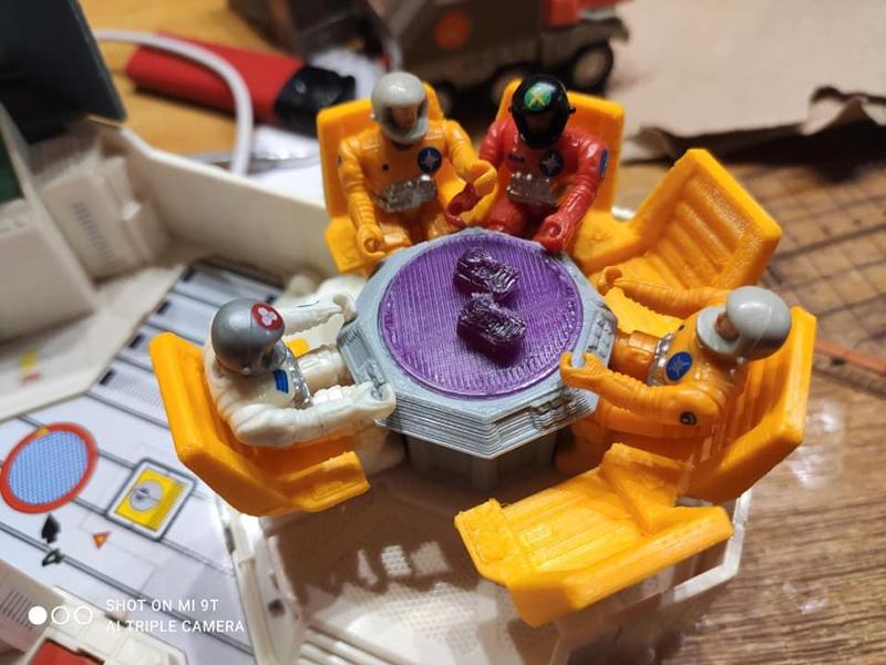 Starcom - Starbase Command - briefing room