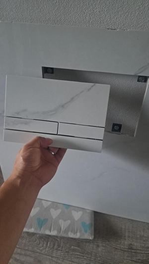 BUILT-IN FLUSHING Universal