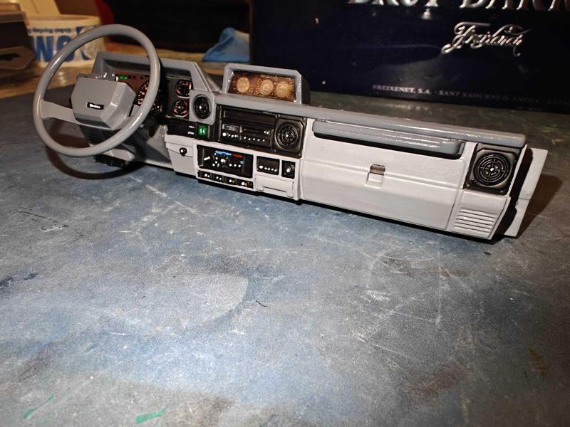 Dashboard and seats Toyota Land Cruiser KL70 rc