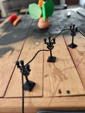 light posts cable holder (light posts cable holder)