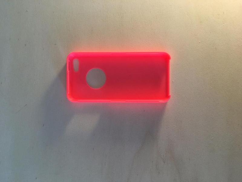 iPhone 5c Case_Apple Logo hole remix