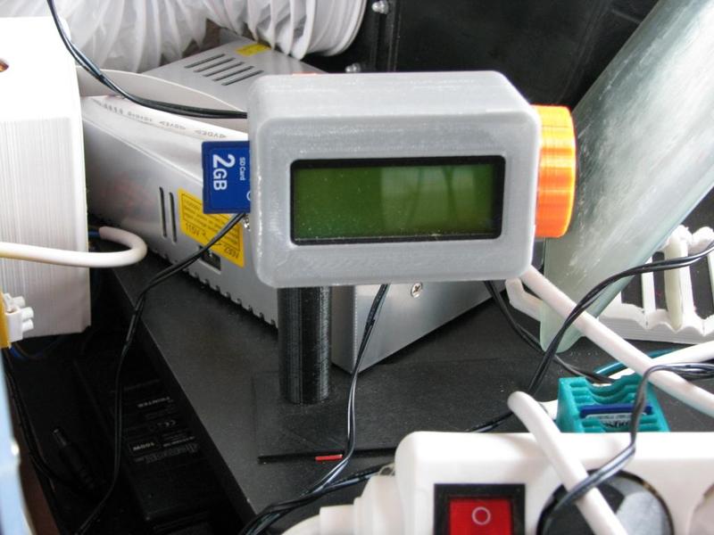 Stand alone holder for Velleman VM8201