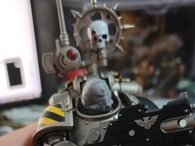 40k Hammers Can Head 1:18 Scale