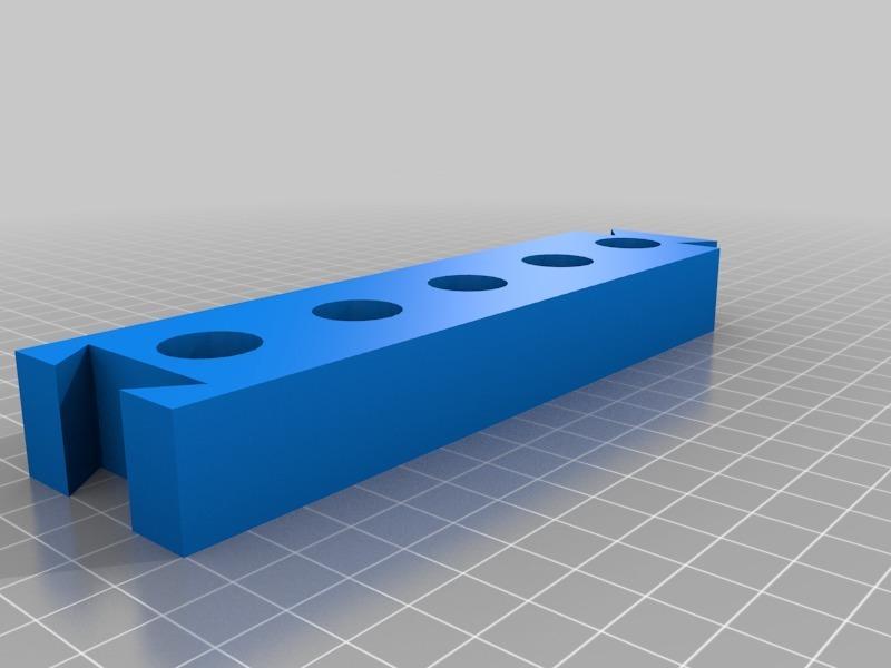 Expandable peg loom