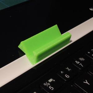 Logitech Ultrathin Keyboard Cover Adapter for iPhone 5s