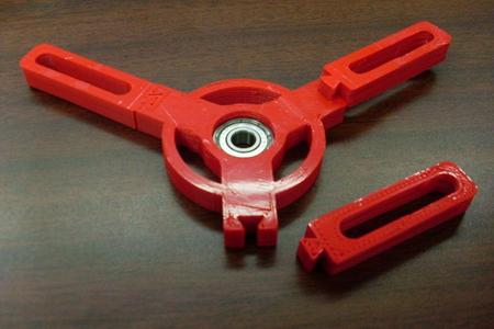 Makerbottable Simple spool system