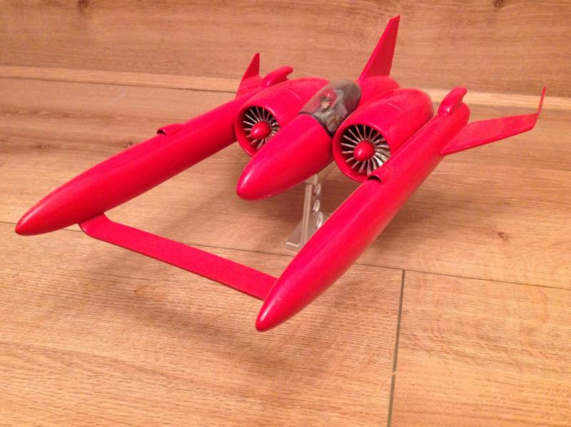 SPACESHIP POD RACER WIPEOUT