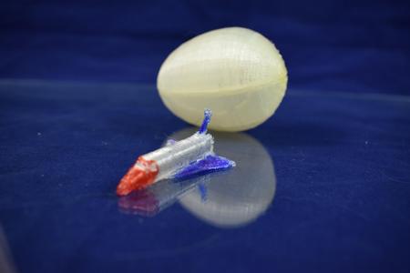 Space Heroes Surprise Eggs: Space Shuttle