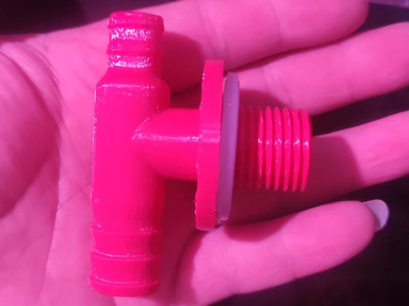 Back filter dual outlet three-way valve