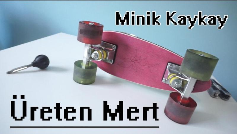 Mert's Cute Little Board - Mert'in Küçük Tatlı Kaykayı