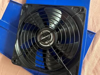 Adjustable Window Baffle