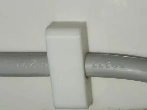 Outlet Wire Clip (Suitable for 8mm Wire Bundles)
