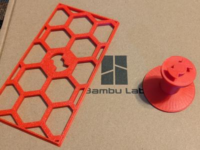 Backing plate with twist lock expansion port