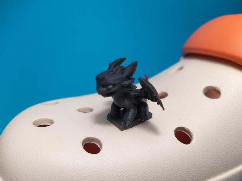 Toothless croc charm (How to Train Your Dragon)