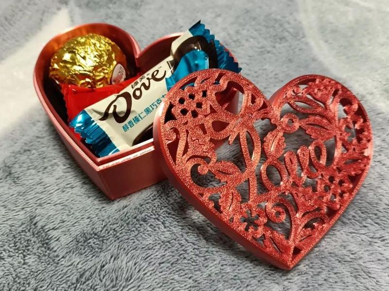 Valentine's Day LOVE Heart Gift Box