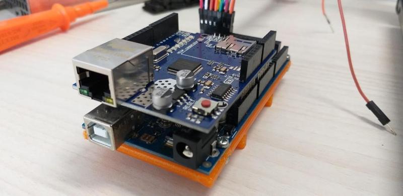 Arduino Mega 2560 Din Rail 3.5 x 7.5 mm mounting