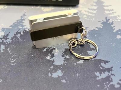 iPod Shuffle 2 Keychain Attachment 