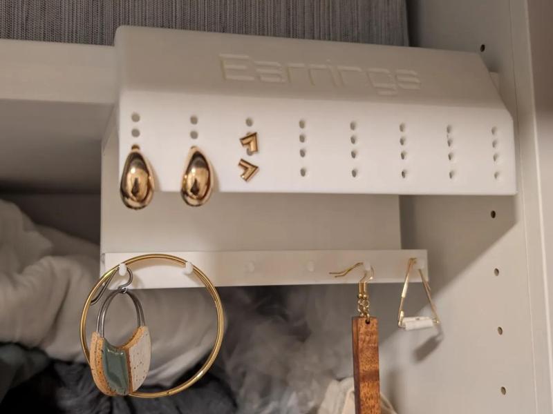 Closet shelf earrings organizer hanger