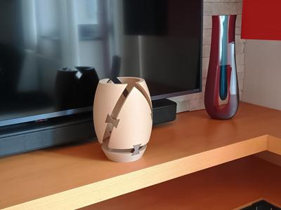 Segment vase