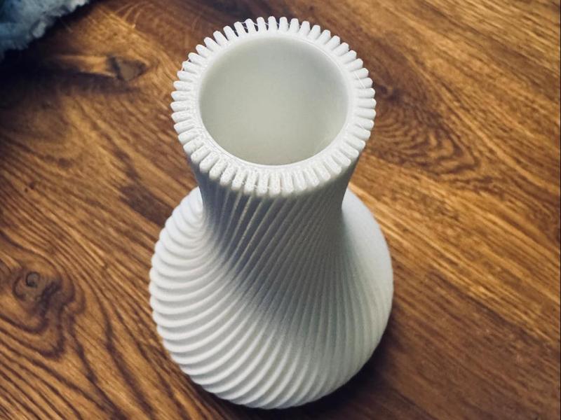 Vase Slim Twist