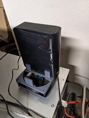 WD Easystore Cooling Stand