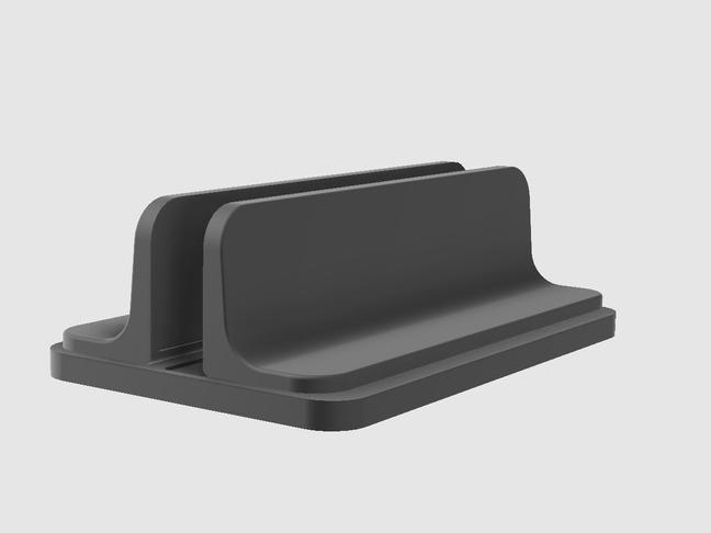 Adjustable vertical PC holder