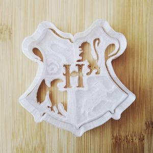 Hogwarts Crest