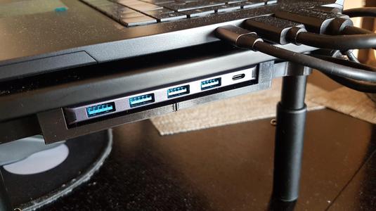 USB Hub holder
