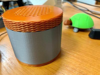 Speaker box
