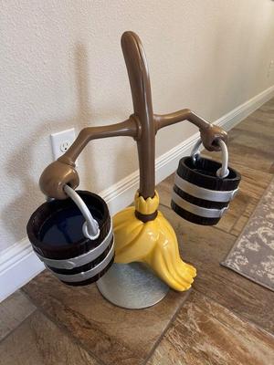Fantasia broom