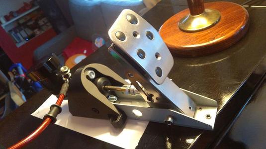 Hydraulic conversion for Logitech brake pedals