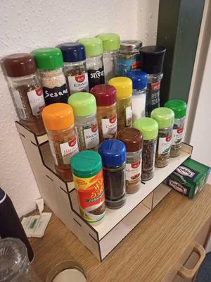 Spice Rack with outer Support