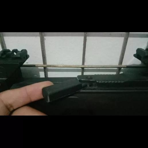 AMBIDEXTROUS G36/XM8/SL8 CHARGING HANDLE