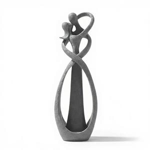 The embrace of eternal love - Sculpture of a couple in love