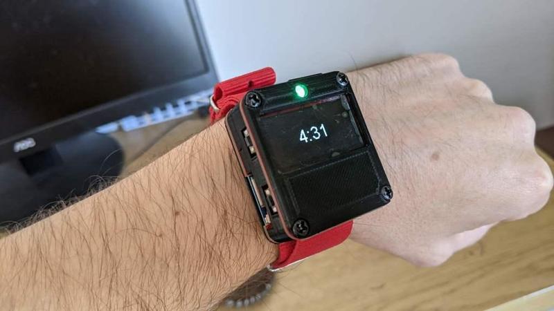 Dstike wristband full cover