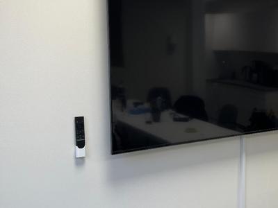 Samsung Remote Holder 