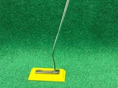 Putter Stand