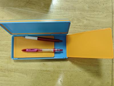 Minimalist Magnetic Pencil Case with Dividers, Two Magnet Specifications