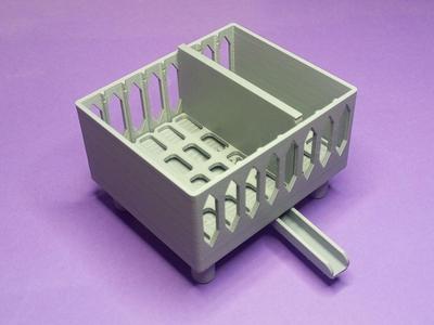 Sponge & Scrubber Caddy with Drainage Spout