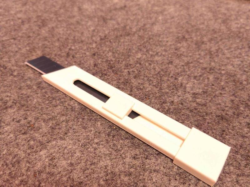 12mm utility knife (Olfa)