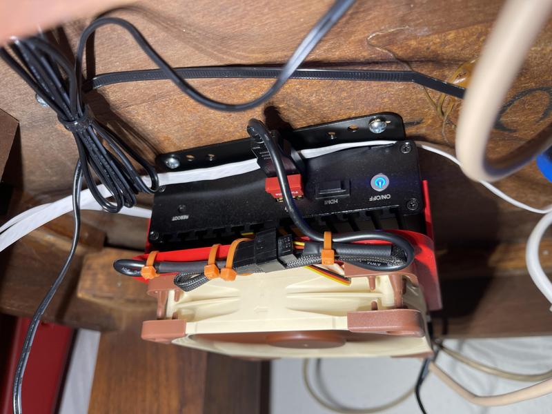 FireWalla Gold  Cooling Fan Mount  120mm FAN