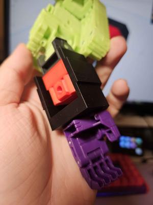 SS86 Devastator Forearm