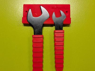 Makita CNC Collet Wrench Handles and Holder