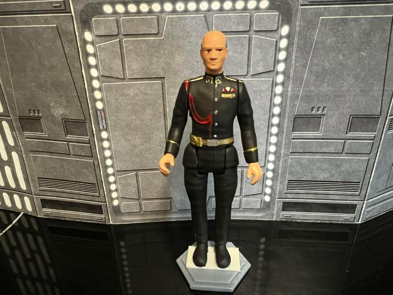 VINTAGE DUNE GURNEY HALLECK UNIFORM ACTION FIGURE, 3.75" CUSTOM KENNER FIGURE, FRANK HERBERT BOOK.