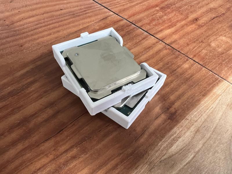 Stacking LGA 2011-3 Tray