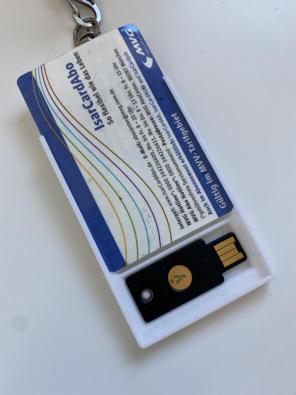 Badge holder with Yubikey (horizontal & vertical)